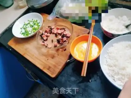 Make Classic egg fried rice step 2