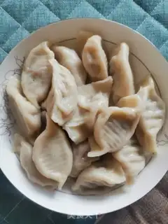 Make Celery pork dumplings step 6
