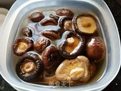 Make ♪ ♪ Flows and mushrooms ♪ step 4