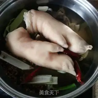Make Pork hoof step 3