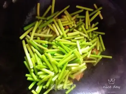 Make Garlic pork step 8