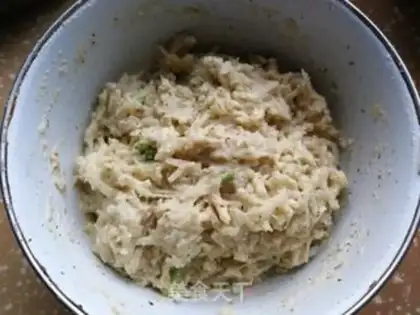 Make radish egg pancakes step 4