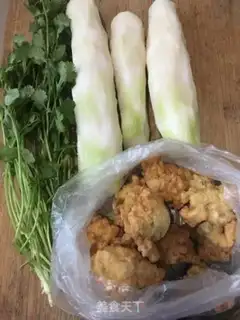 Make Quill-bread soup step 0