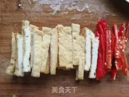 Make Celery fried tofu step 1