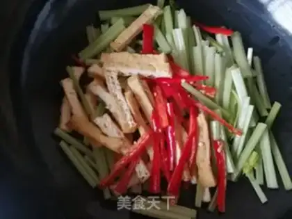 Make Celery fried tofu step 3
