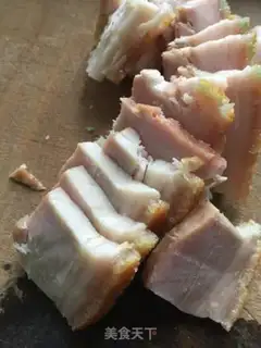 Make Garlic, black wood, roast meat step 2
