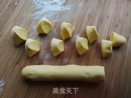 Make Five fortune dumplings step 8