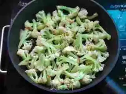 Make Flower salad step 4