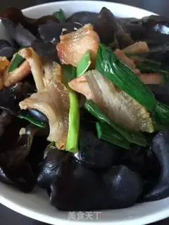 Make Garlic, black wood, roast meat step 9