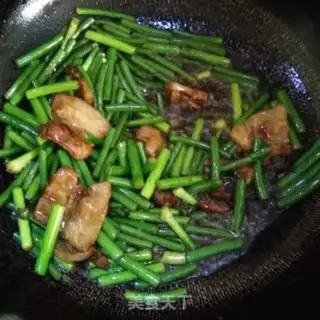 Make Garlic fried meat step 3