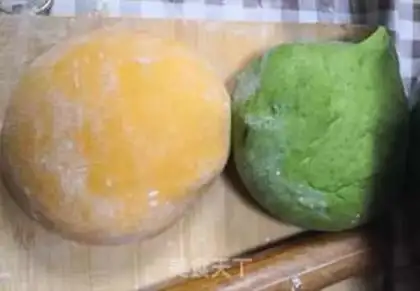 Make Yuanbao dumplings step 0