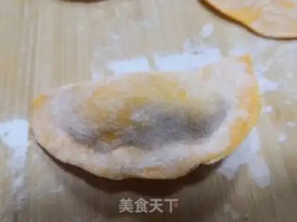 Make Yuanbao dumplings step 2