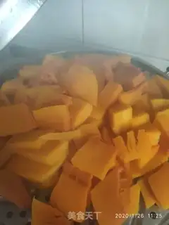 Make Blow the pumpkin round step 1