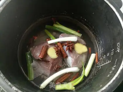 Make Delicious beef step 1