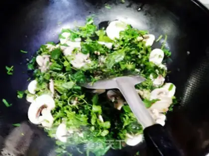Make Scrambled mushroom soup step 4