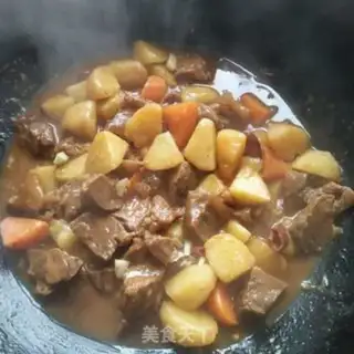 Make Beef stew potato carrots step 8