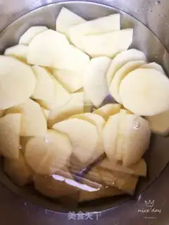 Make Weenie fried potato chips step 3