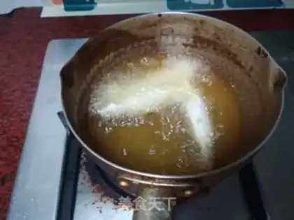 Make Sausage candy rolls step 7