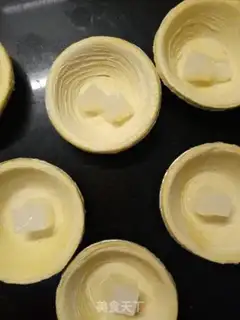 Make Coconut balls step 3