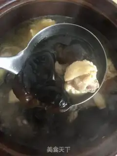 Make Blackwood, chicken legs, soup step 12