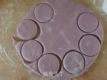 Make Potato-based butter cakes step 8