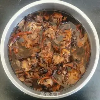 Make Chicken stew mushrooms step 0