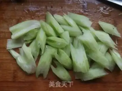 Make Celery fried sausage step 1