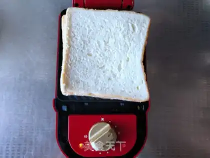 Make A tuna egg sandwich step 6