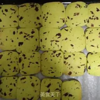 Make Tea cranberry cookies step 15