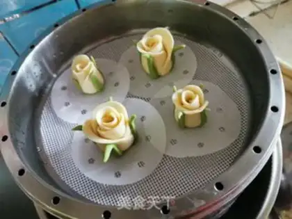 Make White rose buns step 6