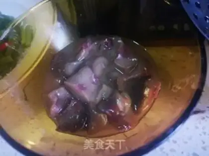 Make Garlic sprouts step 3