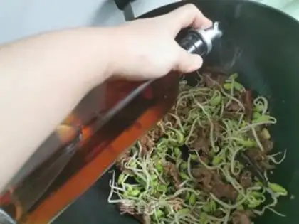 Make Black bean sprouts step 4