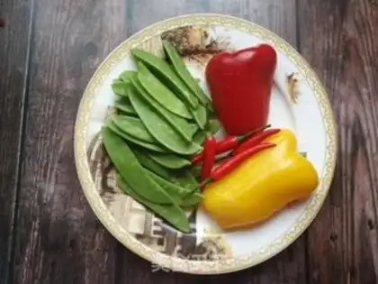 Make Pire peppers for Dutch beans step 0