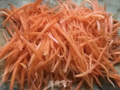 Make Carrots make garlic leaves step 3