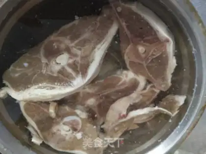 Make Butterfly lamb chops step 0