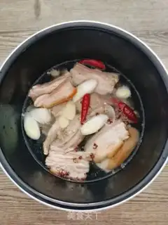 Make Hand-picked lamb chops step 1