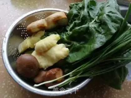 Make Fry mushrooms step 0