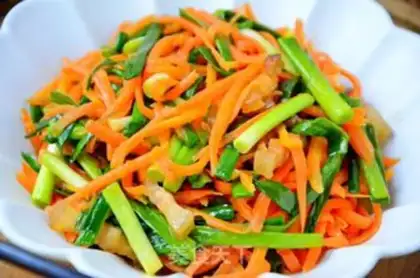 Make Carrots make garlic leaves step 10