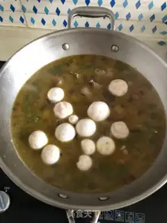 Make Mushroom Four Seasons Chicken step 2