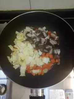 Make Vegetable buns step 3