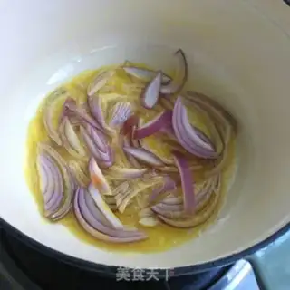 Make Curry potato stew step 5