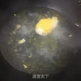 Make Egg-breed, long noodles step 2