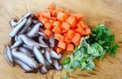 Make Porridge of mushrooms step 4