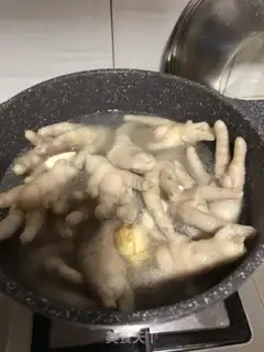 Make Soft chicken claws step 3