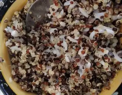 Make Three-coloured quinoa-meal step 6