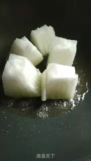 Make Spicy burning of a melon step 1
