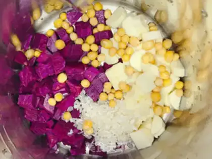 Make Potato mountain rice step 2
