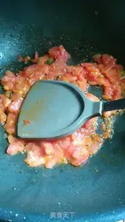 Make Tomato eggs, fried cake step 4
