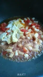 Make Tomato eggs, fried cake step 6