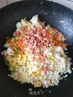 Make Egg fried rice step 3